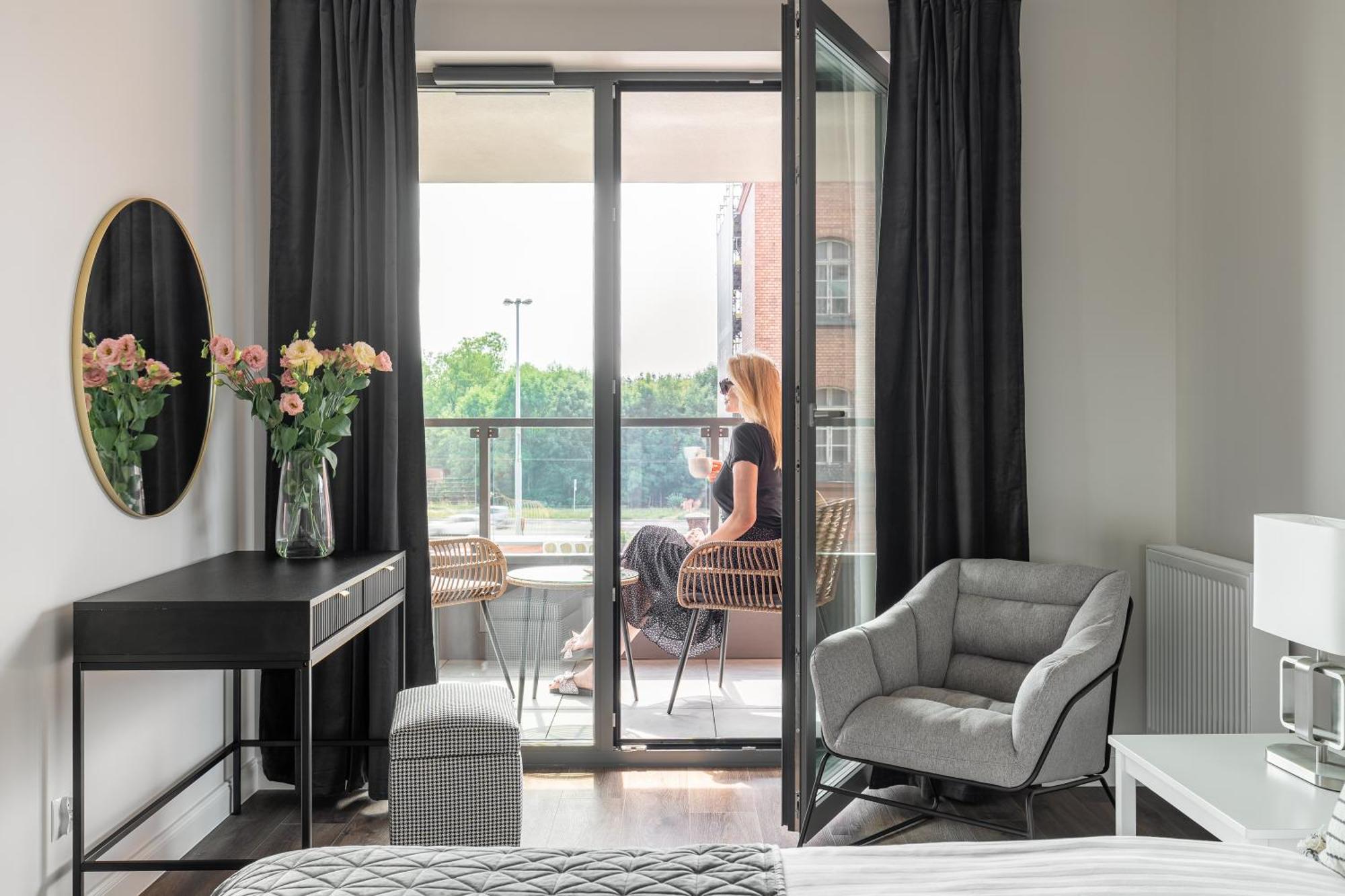 Scala 60C City Center Apartments With Parking By Lion Apartments กดัญสก์ ภายนอก รูปภาพ