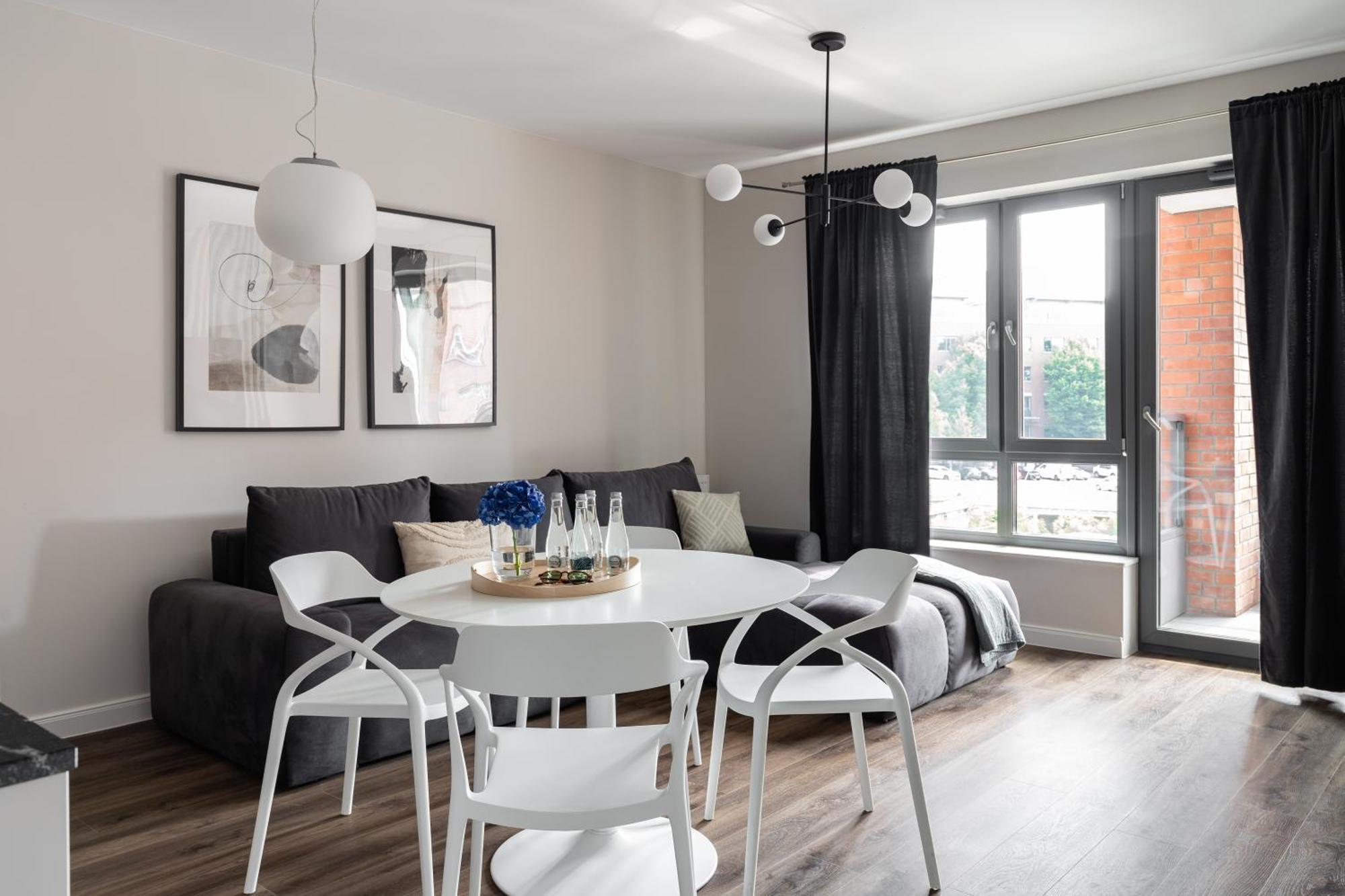 Scala 60C City Center Apartments With Parking By Lion Apartments กดัญสก์ ภายนอก รูปภาพ