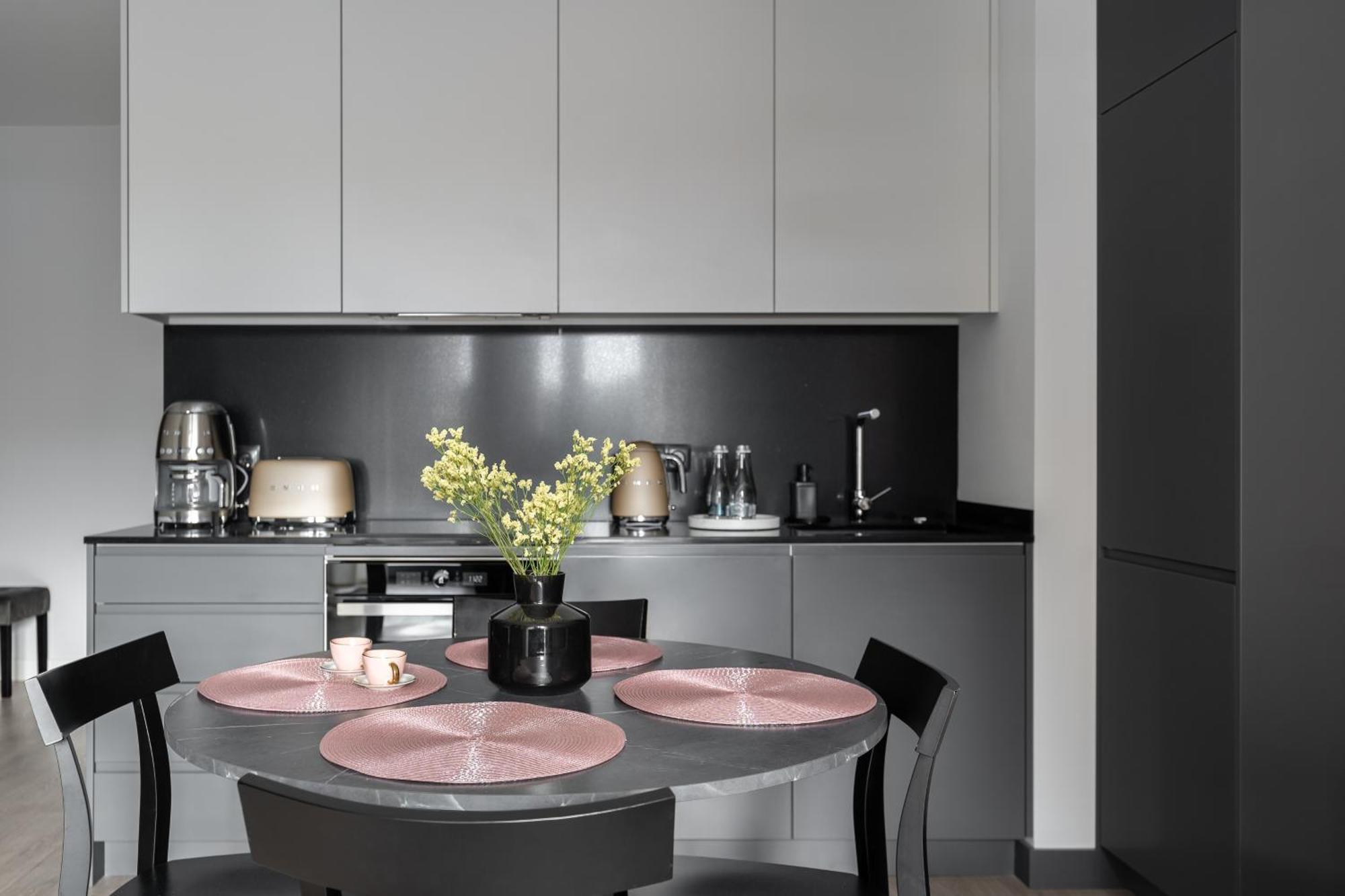 Scala 60C City Center Apartments With Parking By Lion Apartments กดัญสก์ ภายนอก รูปภาพ